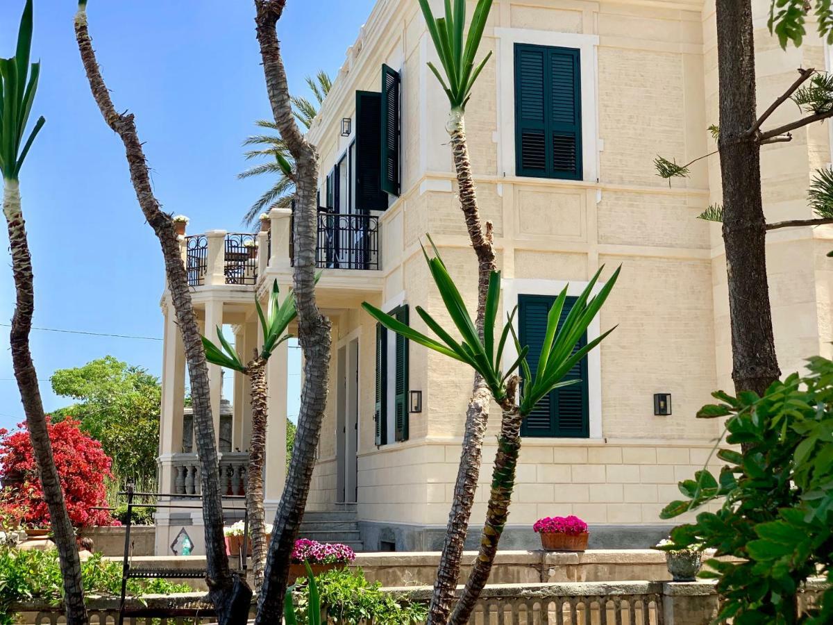 مبيت وإفطار بارغيليا Villino Eleonora المظهر الخارجي الصورة